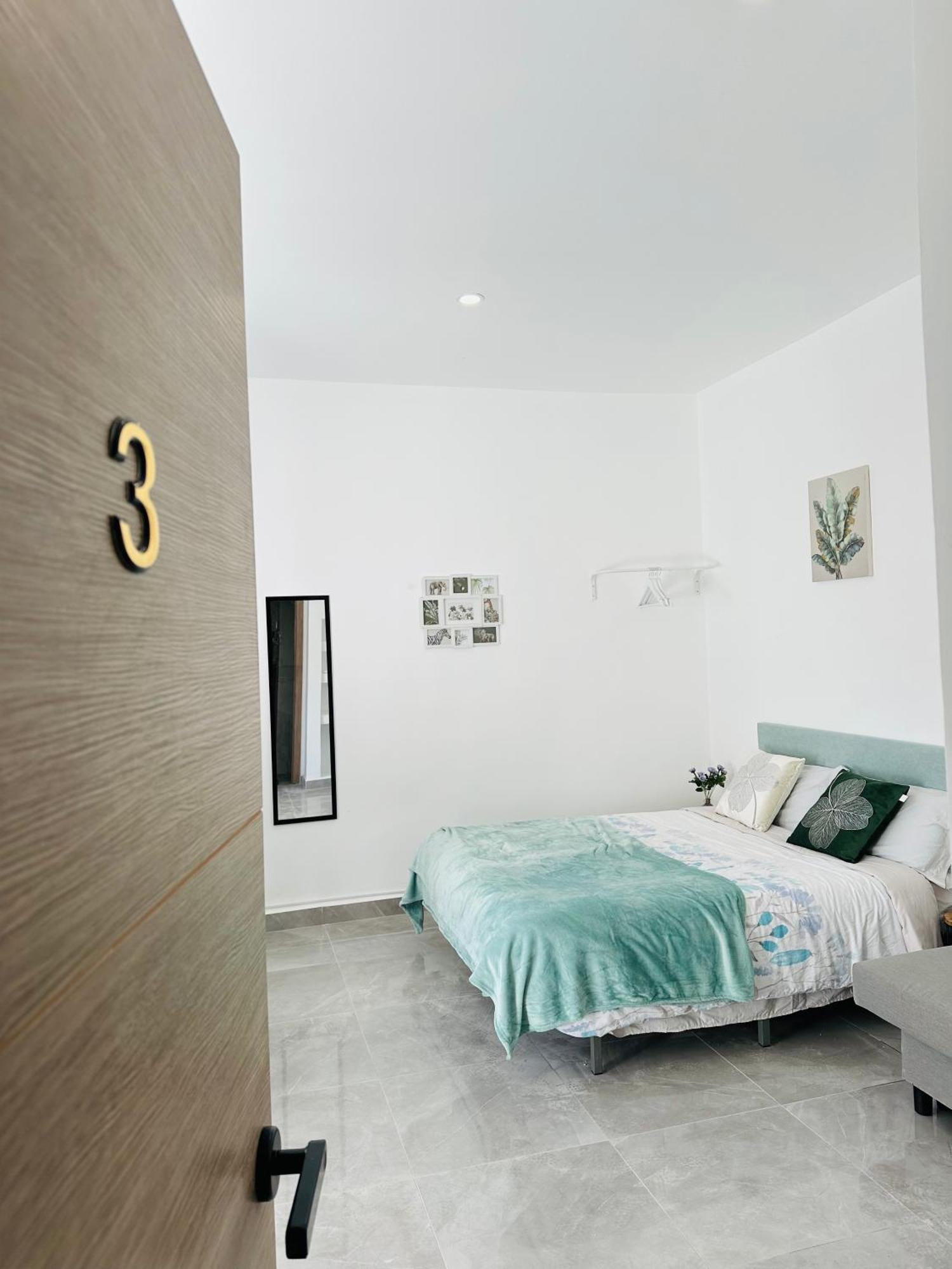 Jara Home Malaga Centro Екстериор снимка